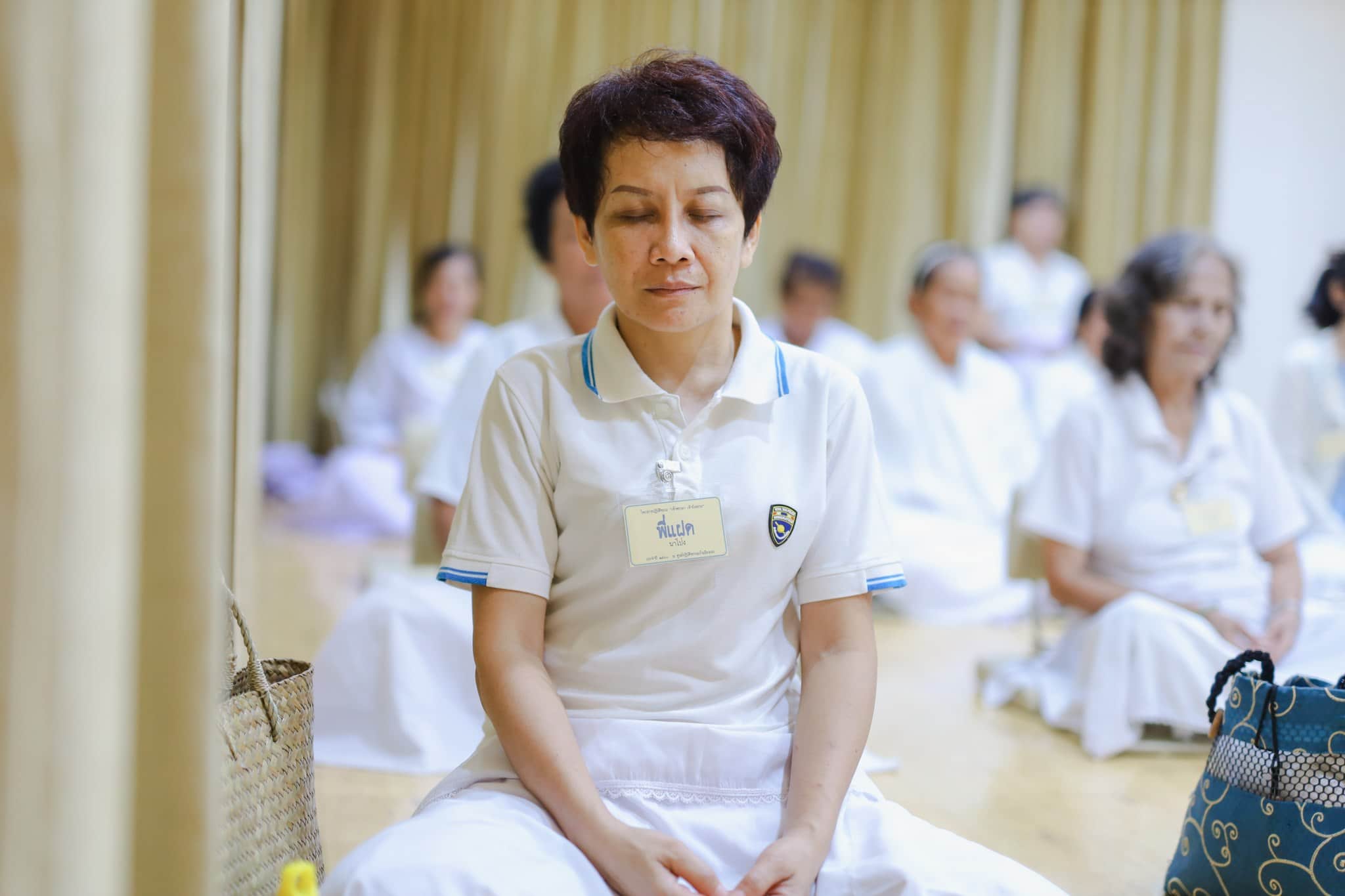 ปฏิบัติธรรม